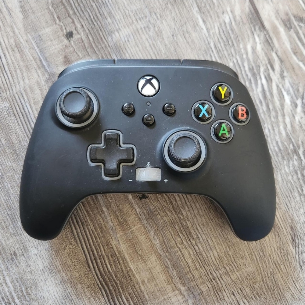 PowerA Lumectra Wired Controller (lights up)